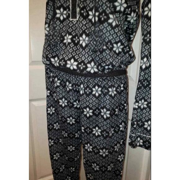 Kensie PJ Bear Hooded Fleece Warm Cozy Soft Jumpsuit Women’s size Medium - Picture 7 of 10